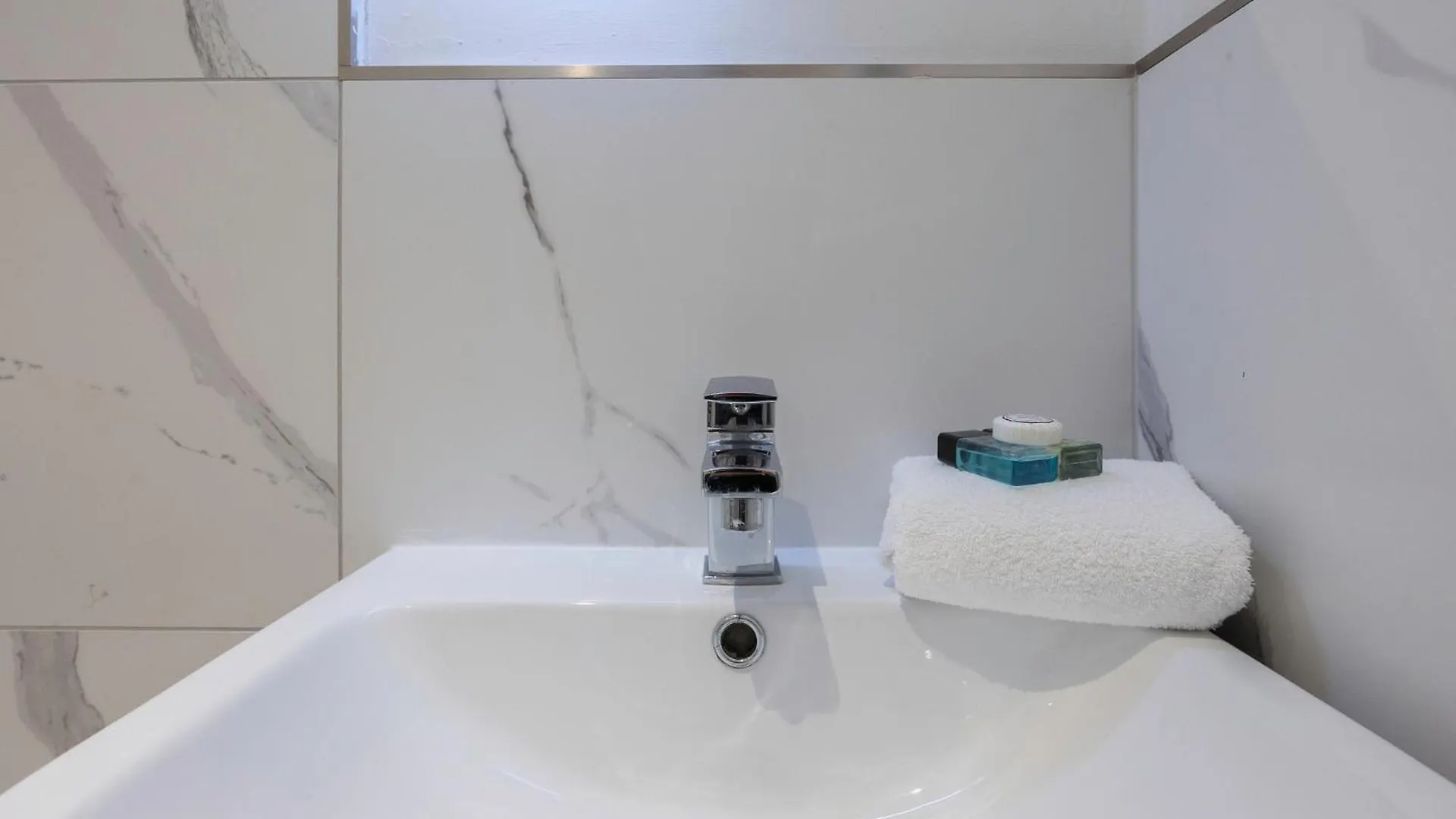 Stunning Two Bedroom Brighton Penthouse 0*, Brighton United Kingdom